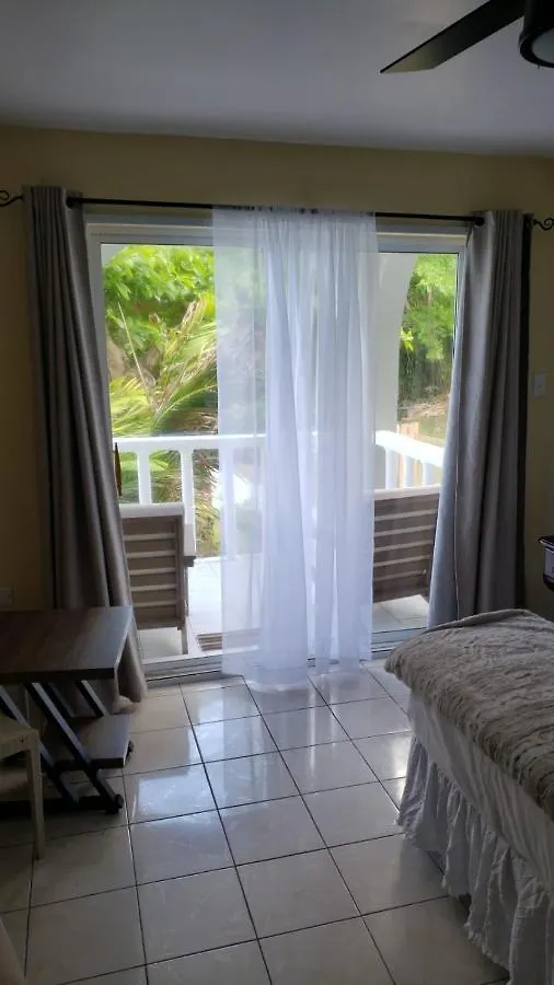 Relaxing Space With An Awesome View Lodge Apartment